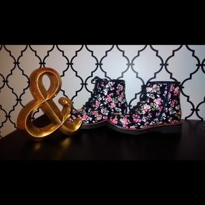 Children's Place Boots